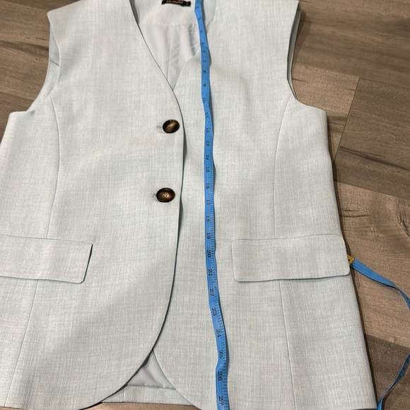 Saturday Club Short Set in Sky Blue - Picture 6 of 8